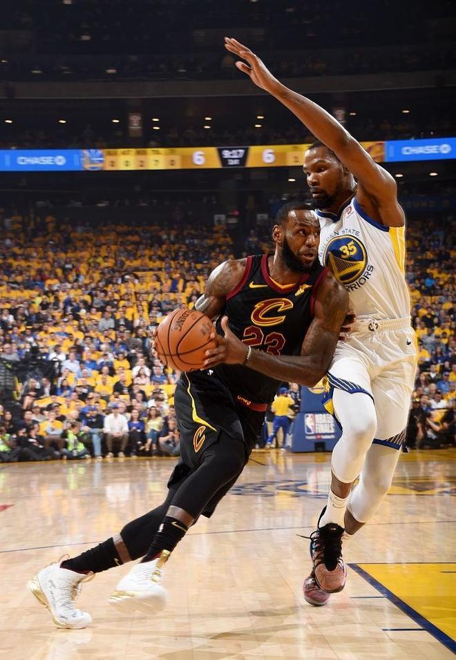 里程碑夜！摩纳哥临场应变；NBA总决赛转会期刷纪录；媒体盛赞；训练强度明显提升的简单介绍-爱游戏下载