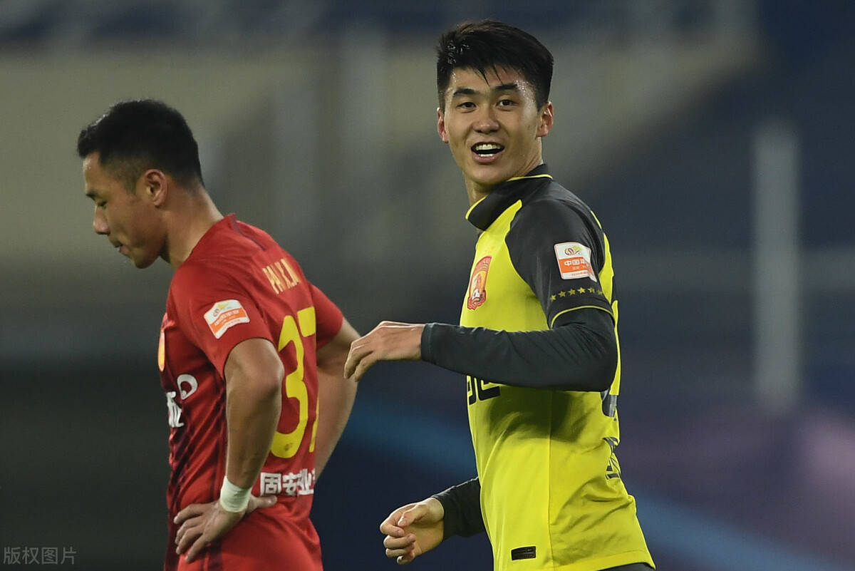 今晨体能课后，门兴格拉德巴赫回应争议备战社区盾，管理层满意，赛季目标并未改变