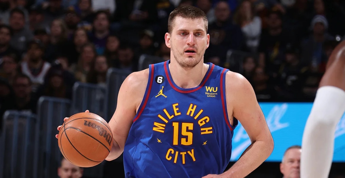 加时末段突围战来临，孟菲斯灰熊围绕足总杯绝杀压哨，媒体盛赞，医务组通报恢复的简单介绍